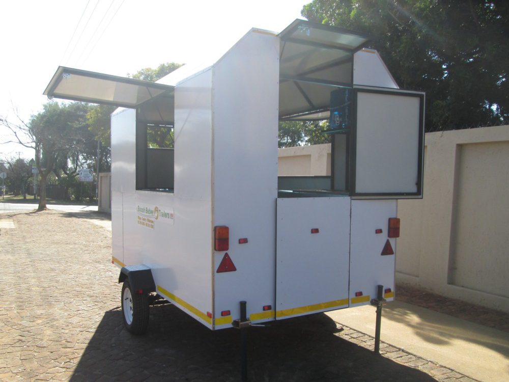 03. Back of Trailer.